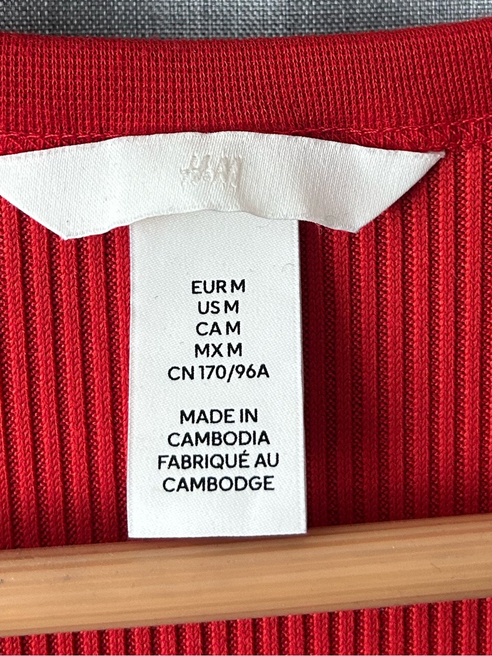 H&M Rib Knit Vest - Picture 5 of 6